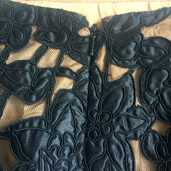 CHETTA B Lace Skirt - Picture 3 of 6